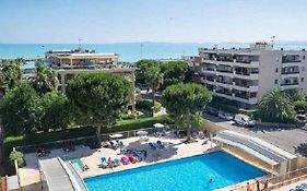 Studio a Saint Laurent du Var a 100 m de la plage avec piscine partagee jardin clos et wifi